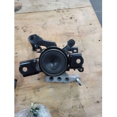 ПОДУШКА ДВИГАТЕЛЯ ПРАВАЯ TOYOTA